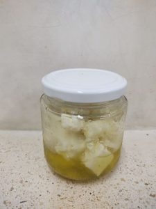Queso de cabra en aceite de oliva y orégano (200g)