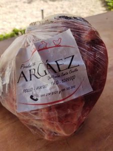 Carne de borrego en rebanadas (carne y hueso, kilo)